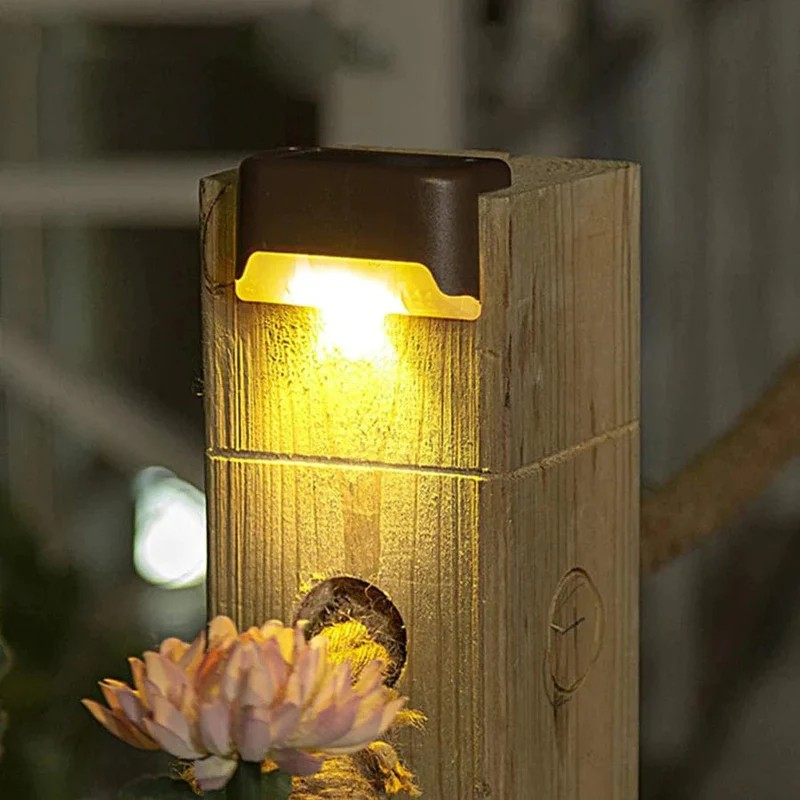 SPOQE | Solar Deck Lights (Pack of 4)